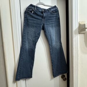 Like new 14short kick boot non distressed blue jeans